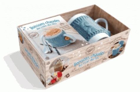 Boissons chaudes au coin du feu. Avec 1 livre et 1 mug