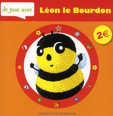 Je joue avec Léon le bourdon