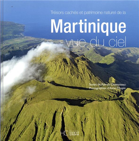 Trésors cachés et patrimoine naturel de la Martinique vue du ciel