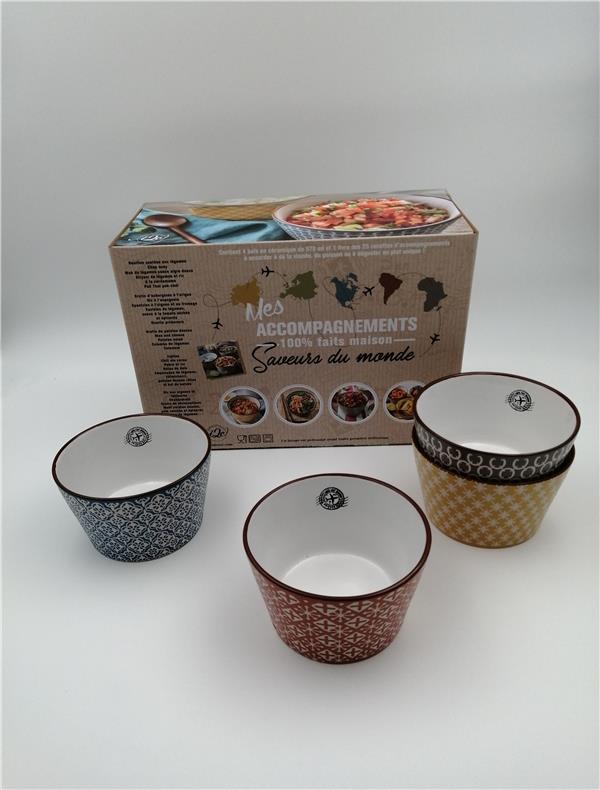 Mes accompagnements 100% fait maison Saveurs du monde. Coffret avec 4 bols en céramique et 1 livre