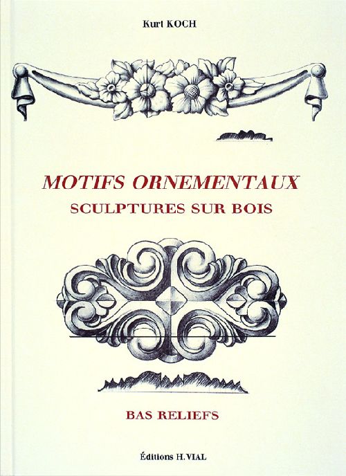 Motifs ornementaux. Sculptures sur bois, bas reliefs