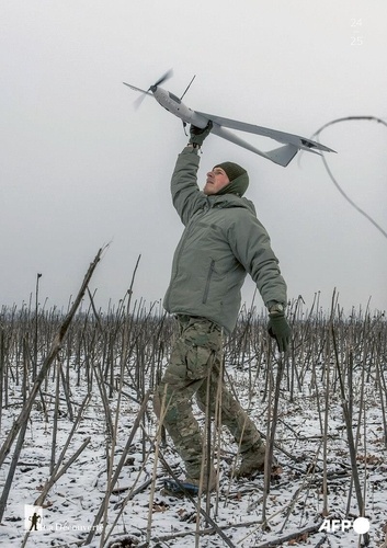 Regards de photographes. Edition 2024-2025. Edition bilingue français-anglais