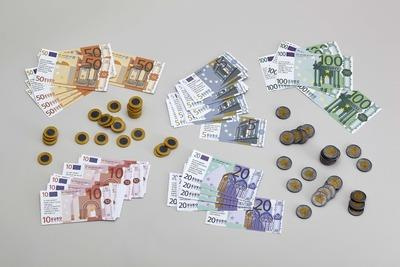 MATERIEL DE MATHEMATIQUES - PIECES ET BILLETS D'EUROS - 2019