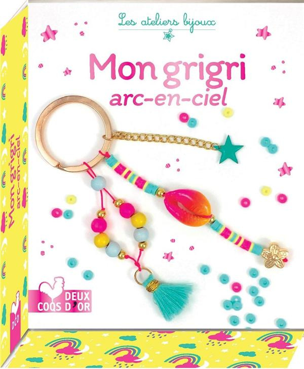 Mon grigri arc-en-ciel. Avec 1 coquillage coloré, 38 perles heishi, 6 perles dorées, 7 perles en boi