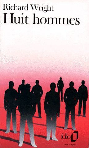 Huit hommes