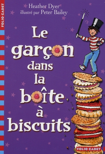 Le garçon dans la boîte à biscuits