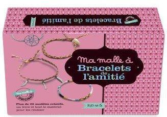 Ma malle à bracelets de l'amitié. Avec 8 échevettes de coton perlé, 2 anneaux à attrape-rêves, 6 per