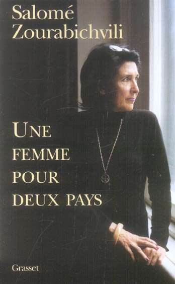 Une femme pour deux pays