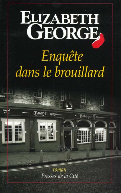 Enquête dans le brouillard