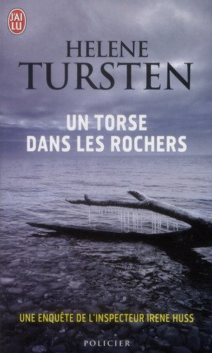 Un torse dans les rochers