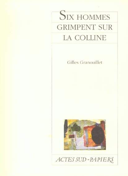 Six hommes grimpent sur la colline