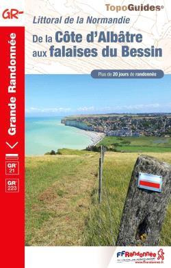 De La Côte D'Albâtre aux falaises du Bessin. Littoral de la Normandie. Plus de 20 jours de randonnée