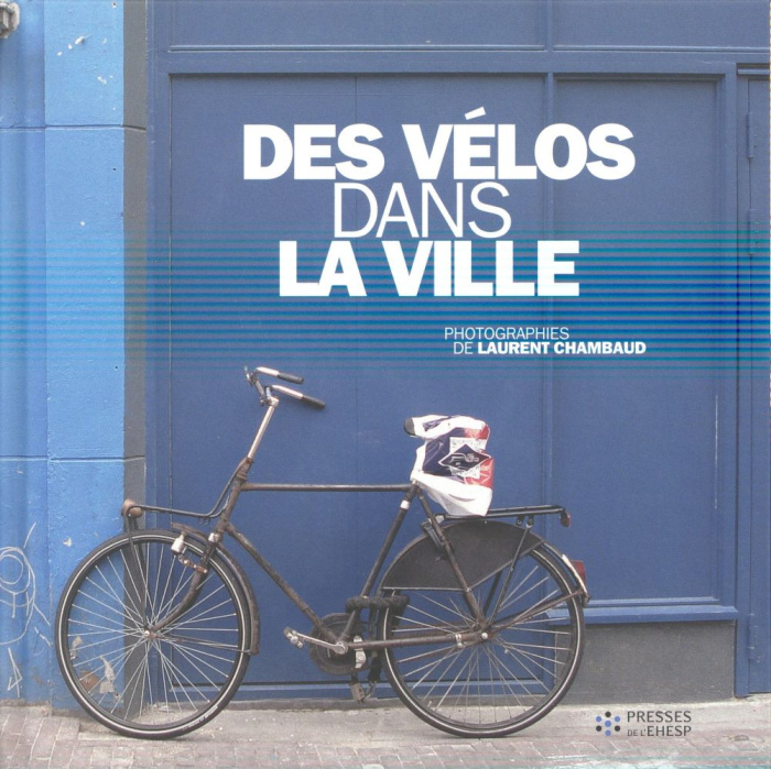 Des vélos dans la ville