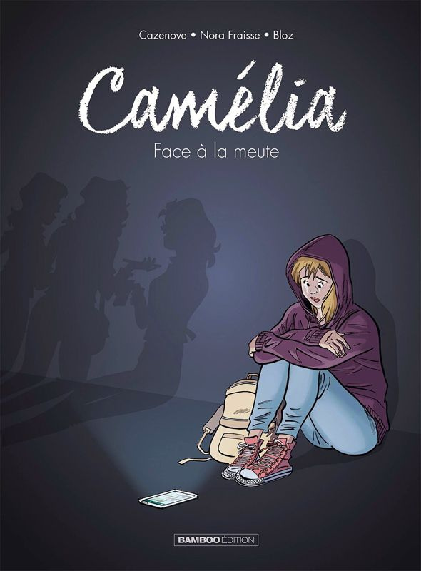 Camélia. Face à la meute
