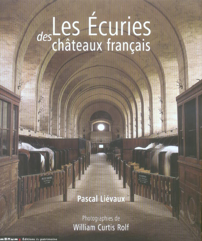 Les Ecuries des châteaux français