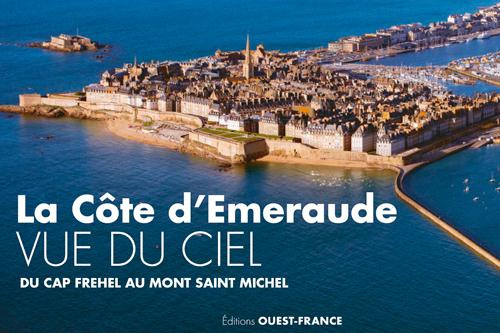 ademas-david-la-cote-d-emeraude-vue-du-ciel-du-cap-frehel-au-mont-saint-michel_0