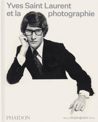 collectif-yves-saint-laurent-et-la-photographie_0