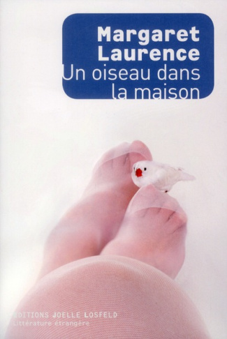 Un oiseau dans la maison