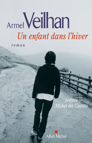 Un enfant dans l'hiver
