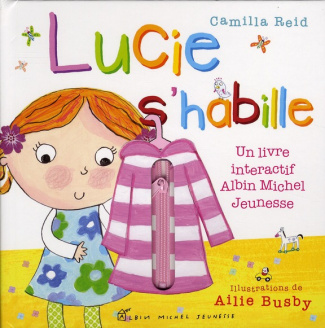 Lucie s'habille