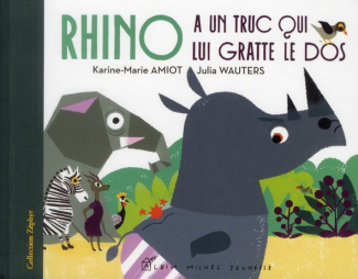Rhino a un truc qui lui gratte le dos