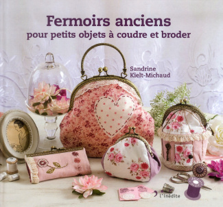 Fermoirs anciens pour petits objets à coudre et broder