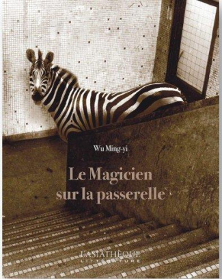 Le magicien sur la passerelle