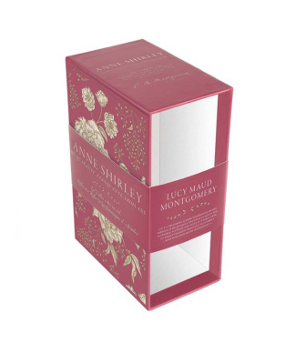 Anne Shirley de quarante et un à cinquante-trois ans, avec un petit détour dans la vingtaine. Coffre