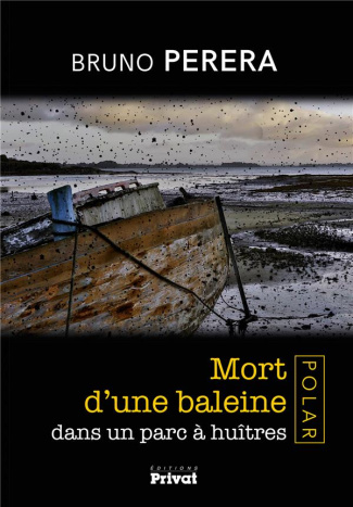 Mort d'une baleine dans un parc à huîtres