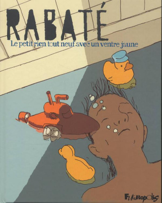 Un petit rien tout neuf avec un ventre jaune