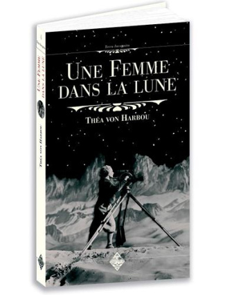 Une femme dans la lune
