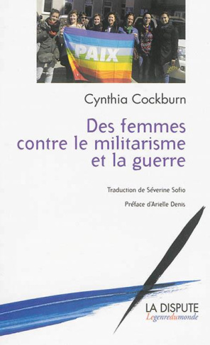 des-femmes-contre-le-militarisme-et-la-guerre_0