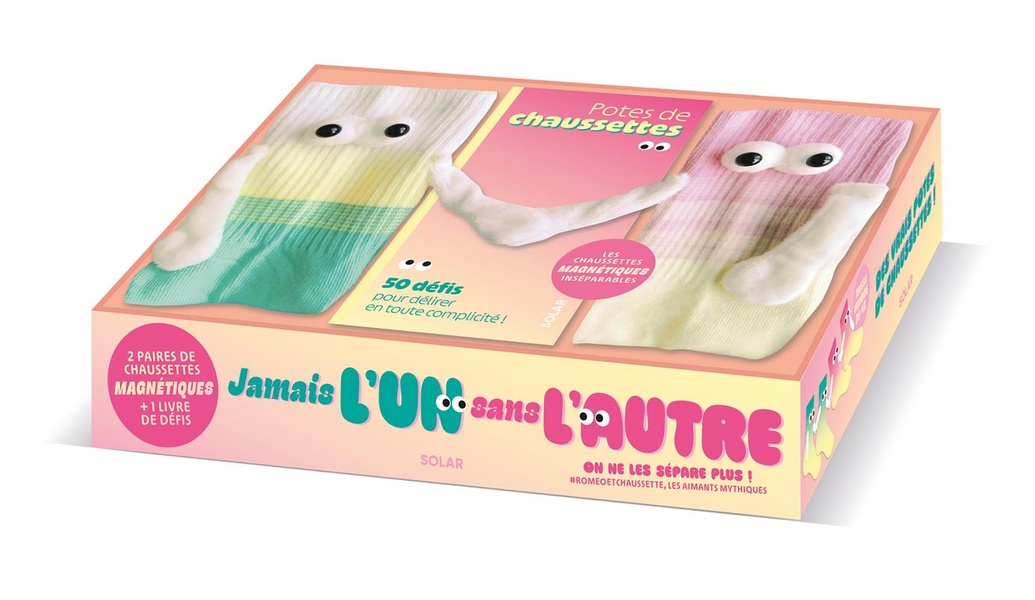 Potes de chaussettes. Coffret avec 2 paires de chaussettes magnétiques et 1 livre de défis